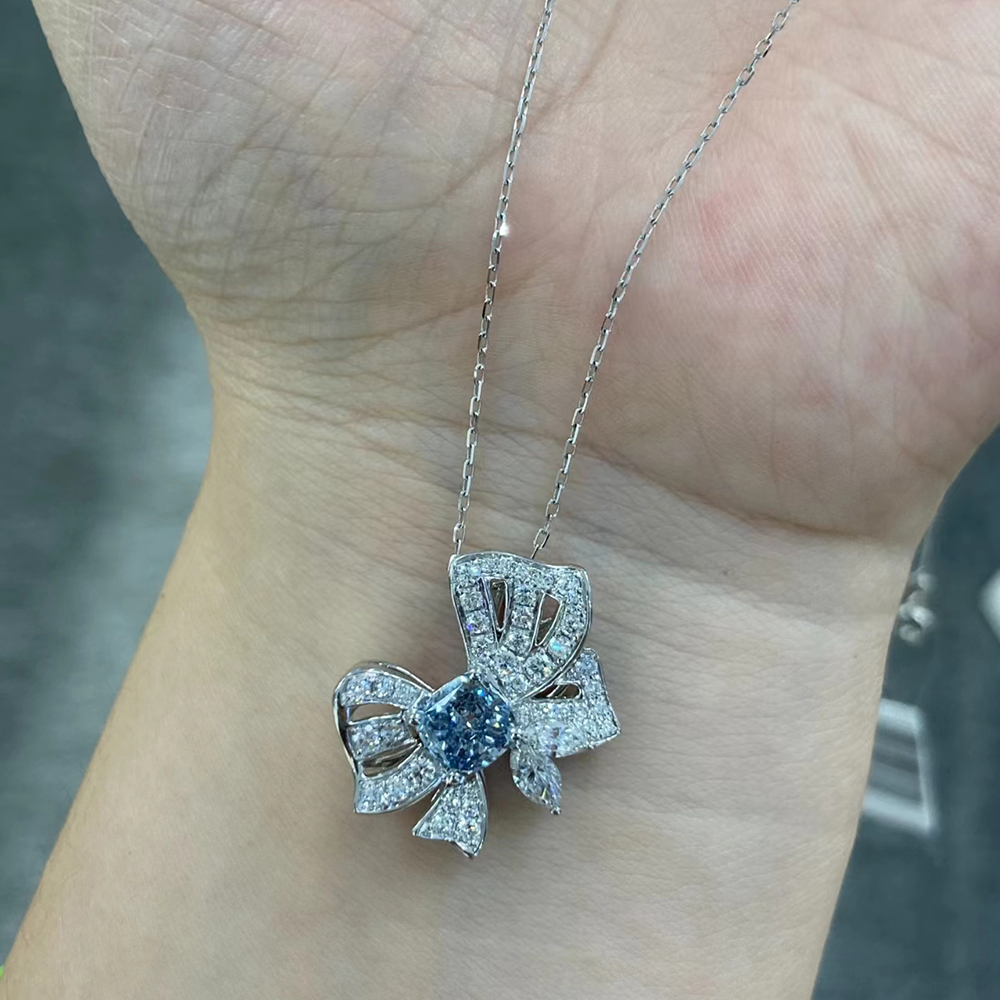 SLZZKCZ017 1.724ct Cushion Blue Lab Grown Diamond in 18K White Gold Necklace (2)